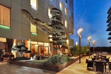 Slovensko Bratislava a okolie Kempinski River Park Bratislava 5 dňový pobyt Raňajky Vlastná August 2026 (14/08/26-18/08/26)