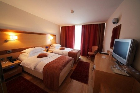 Slovinsko Bled Best Western Premier Lovec 5 dňový pobyt Raňajky Vlastná December 2026 ( 4/12/26- 8/12/26)
