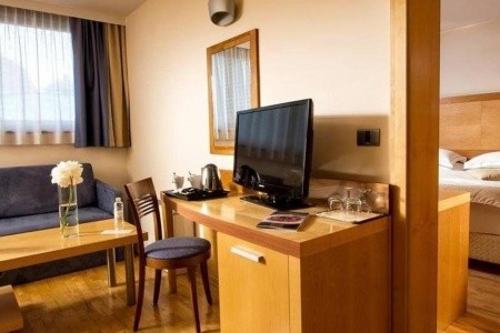 Slovinsko Bled Best Western Premier Lovec 5 dňový pobyt Raňajky Vlastná December 2026 ( 4/12/26- 8/12/26)