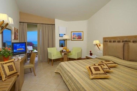 Giannoulis Santa Marina Plaza - 63