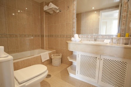 Fergus Style Cala Blanca Suites - 144