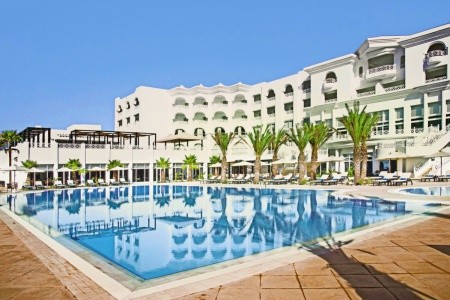 Radisson Blu Resort & Thalasso
