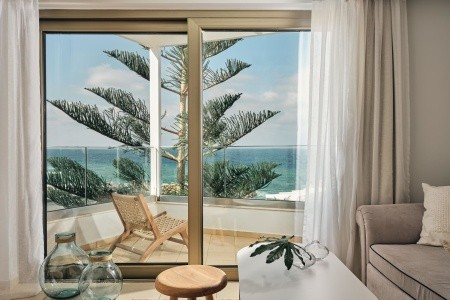 The Royal Blue - 152