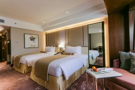 Diamond Hotel Philippines - 39