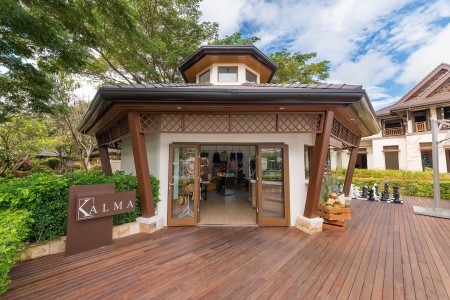 Filipíny  Crimson Beach Mactan Island 10 dňový pobyt Raňajky Letecky Letisko: Mníchov February 2026 (27/02/26- 8/03/26)