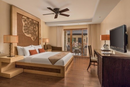 Filipíny  Crimson Beach Mactan Island 10 dňový pobyt Raňajky Letecky Letisko: Mníchov February 2026 (27/02/26- 8/03/26)