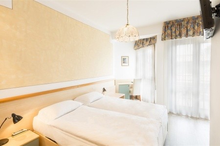 Taliansko Lago di Garda Garda Bellevue 6 dňový pobyt Raňajky Vlastná May 2026 (26/05/26-31/05/26)