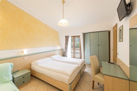 Taliansko Lago di Garda Garda Bellevue 6 dňový pobyt Raňajky Vlastná May 2026 (26/05/26-31/05/26)