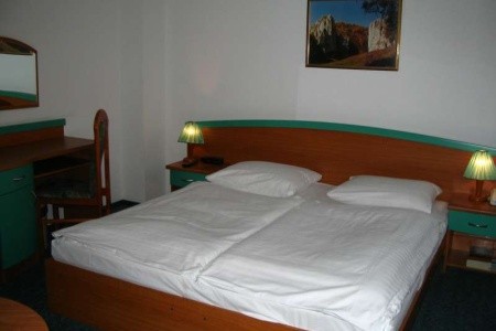 Poľsko Krakov Best Western Hotel Galicya 4 dňový pobyt Raňajky Vlastná January 2026 ( 2/01/26- 5/01/26)