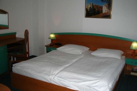 Poľsko Krakov Best Western Hotel Galicya 4 dňový pobyt Raňajky Vlastná January 2026 ( 2/01/26- 5/01/26)