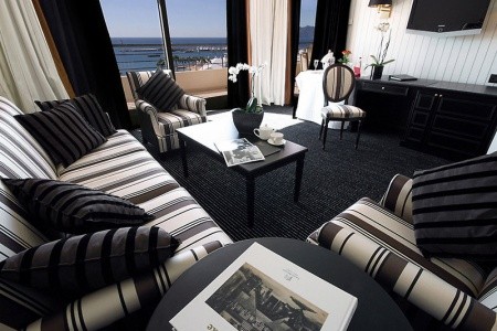 Hôtel Barrière Le Majestic