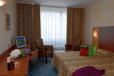 Best Western Le Patio Des Artistes - Cannes - 15