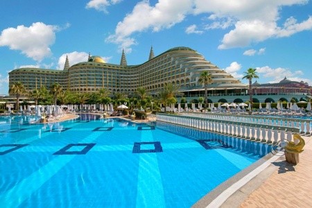Delphin Imperial - Turecko v říjnu s venkovním bazénem - luxusní dovolená