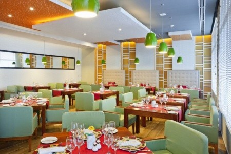 Aston Panorama, El Patriarca Varadero 18+ - 30