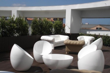 Portugalsko  Holiday Inn Porto - Gaia 4 dňový pobyt Raňajky Letecky Letisko: Viedeň February 2026 (18/02/26-21/02/26)