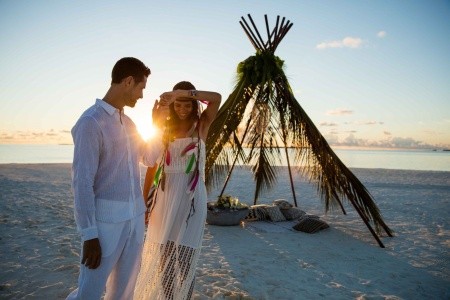 Maldivy Lhaviyani Atol Six Senses Kanuhura 14 dňový pobyt Polpenzia Letecky Letisko: Praha July 2026 ( 3/07/26-16/07/26)