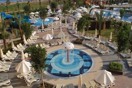 Royal Alhambra Palace - 4