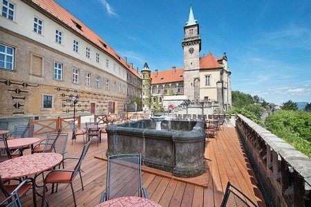 Ubytování v Česku v prosinci 2022 - Zámek Hrubá Skála
