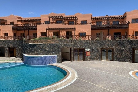 Kanárske ostrovy Fuerteventura Arena Castillo 8 dňový pobyt Raňajky Letecky Letisko: Viedeň February 2026 (22/02/26- 1/03/26)