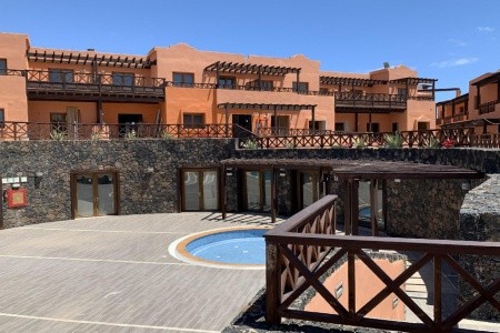 Kanárske ostrovy Fuerteventura Arena Castillo 8 dňový pobyt Raňajky Letecky Letisko: Viedeň February 2026 (22/02/26- 1/03/26)