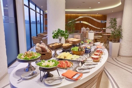 Bandara Phuket Beach Resort - 56