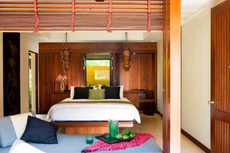 Thajsko Phuket Paradox Resort Phuket (Ex: Mövenpick Resort & Spa Karon Beach Phuket) 13 dňový pobyt Raňajky Letecky Letisko: Viedeň November 2026 (28/11/26-10/12/26)