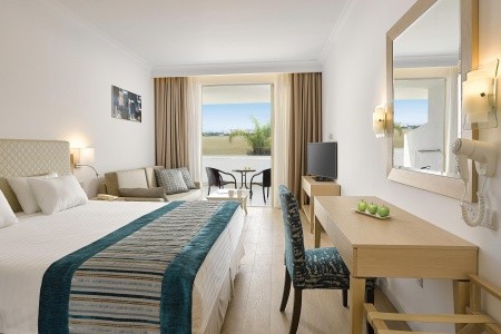 Olympic Lagoon Resort - 76