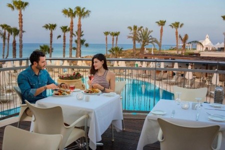 Louis Althea Beach - 7