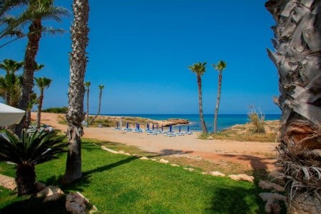 Louis Althea Beach - 13