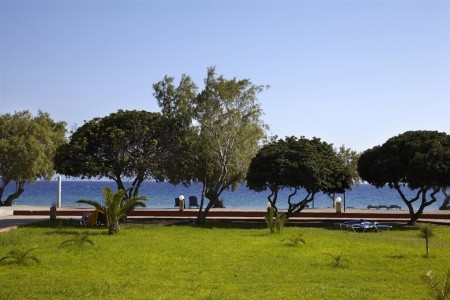 Sunshine Rhodes - 17