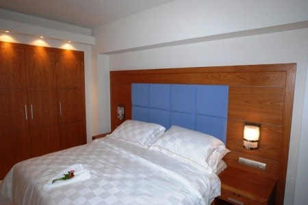 Sunshine Rhodes - 23