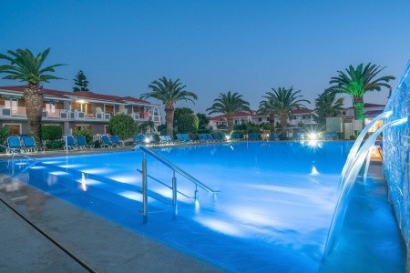 Golden Sun Hotel - 17