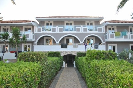 Golden Sun Hotel - 22