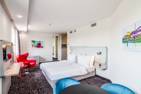 Park Inn Danube - 46