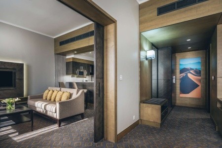 Spojené arabské emiráty Abu Dhabi Ayla Bawadi 5 dňový pobyt Bez stravy Letecky Letisko: Praha April 2026 (17/04/26-21/04/26)