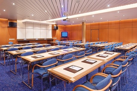 Svet  Enchantment Of The Seas 6 dňový pobyt Plná penzia Vlastná February 2026 (28/02/26- 5/03/26)