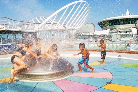 Svet  Enchantment Of The Seas 6 dňový pobyt Plná penzia Vlastná February 2026 (28/02/26- 5/03/26)