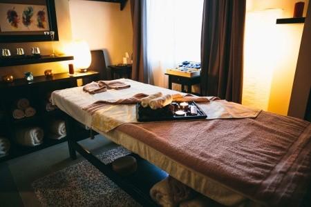 Katar Doha Golden Tulip Doha 6 dňový pobyt Polpenzia Letecky Letisko: Praha September 2025 (26/09/25- 1/10/25)