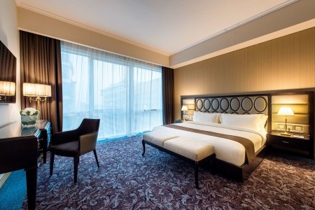 Katar Doha Golden Tulip Doha 6 dňový pobyt Polpenzia Letecky Letisko: Praha September 2025 (26/09/25- 1/10/25)