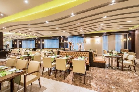 Katar Doha Golden Tulip Doha 6 dňový pobyt Polpenzia Letecky Letisko: Praha September 2025 (26/09/25- 1/10/25)