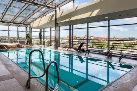 Poľsko Krakov Qubus Kraków 11 dňový pobyt Raňajky Vlastná November 2025 (16/11/25-26/11/25)