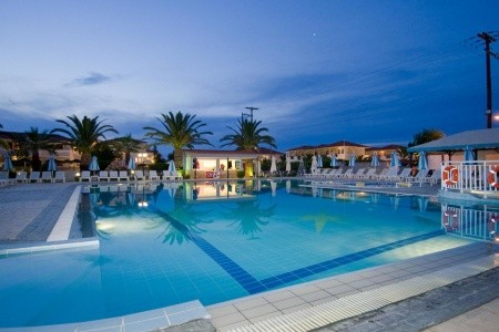 Golden Sun Hotel - 47