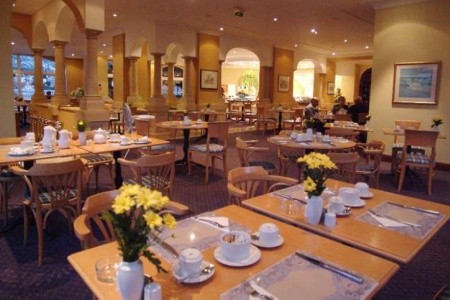 Madeira Funchal Pestana Village & Pestana Miramar Garden Resort 5 dňový pobyt Polpenzia Letecky Letisko: Katovice March 2026 (10/03/26-14/03/26)