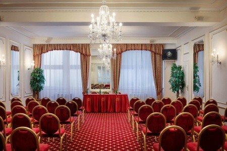 Česká republika Praha a okolie Ambassador - Zlatá Husa 6 dňový pobyt Raňajky Vlastná August 2026 (30/08/26- 4/09/26)