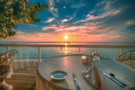 Traveller's Beach Resort - 23