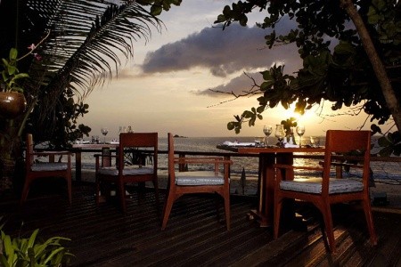 Thajsko Phuket Andaman White Beach Resort 13 dňový pobyt Raňajky Letecky Letisko: Praha July 2026 ( 4/07/26-16/07/26)