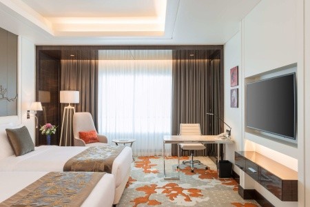 Spojené arabské emiráty Ajman Radisson Blu Ajman 5 dňový pobyt Raňajky Letecky Letisko: Praha February 2026 (19/02/26-23/02/26)