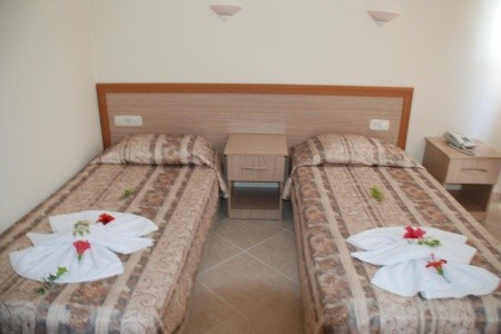 Akdeniz Beach Hotel - 36