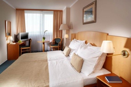 Česká republika Praha a okolie Orea Pyramida 8 dňový pobyt Raňajky Vlastná March 2026 (11/03/26-18/03/26)