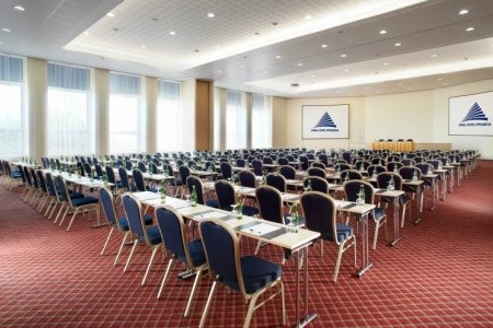 Česká republika Praha a okolie Orea Pyramida 8 dňový pobyt Raňajky Vlastná March 2026 (11/03/26-18/03/26)